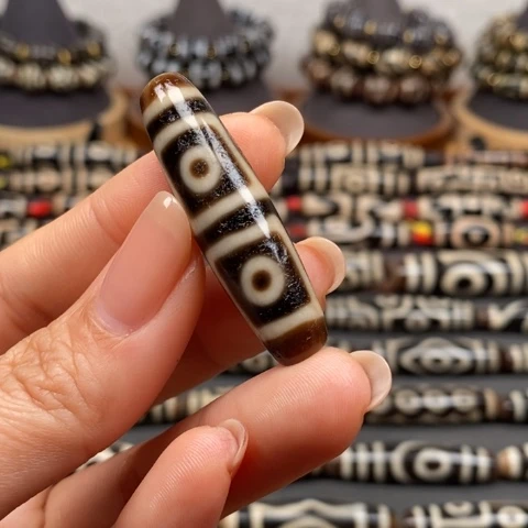 凹***蛋玛瑙/玉髓未镶嵌珠宝半成品