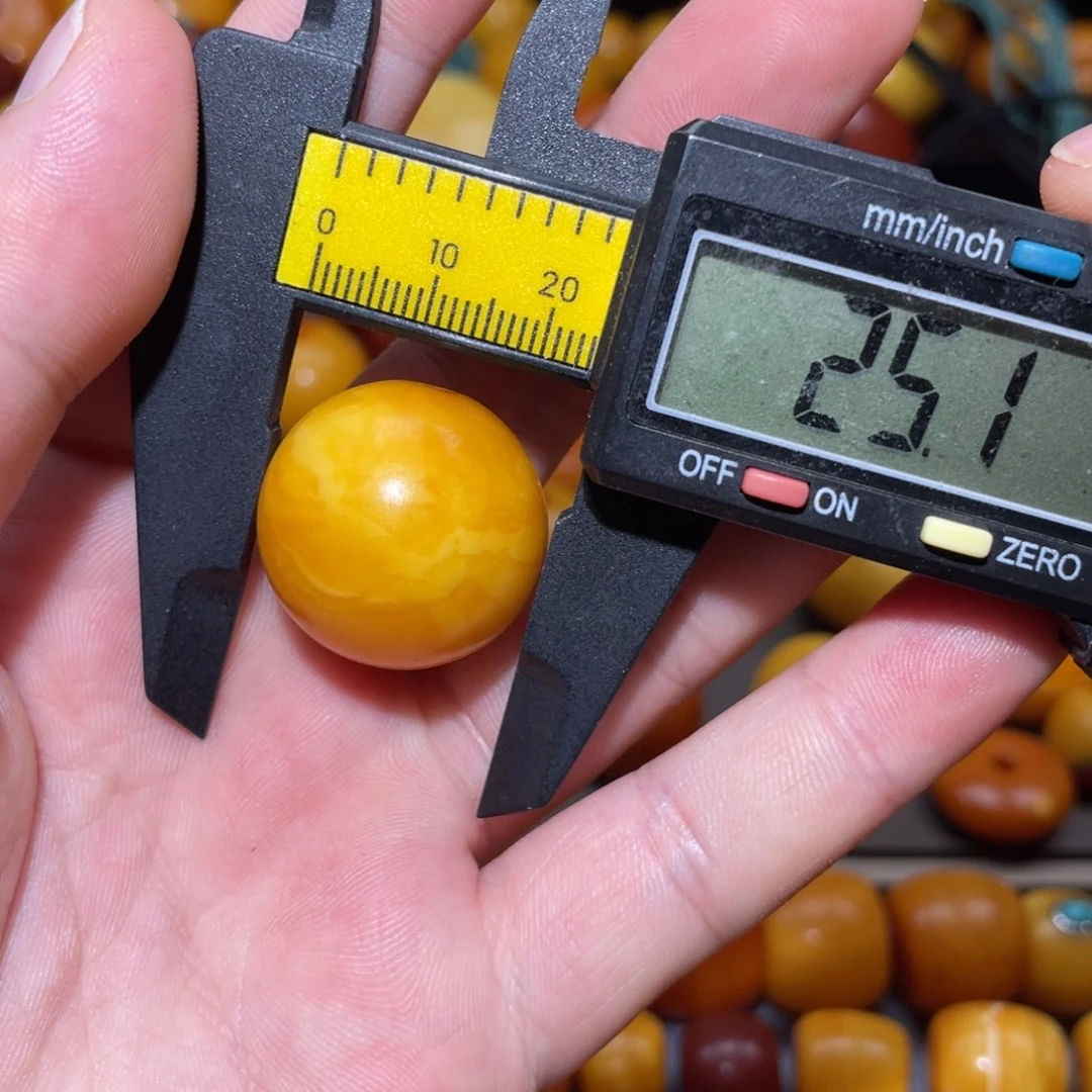 裸石琥珀未镶嵌苹果珠