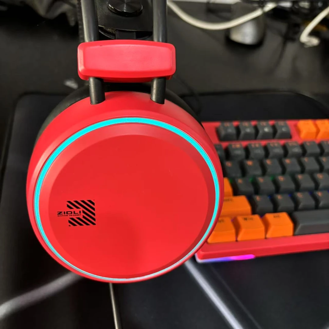 9新  网咖同款9新磁动力鼠标键盘耳机一套