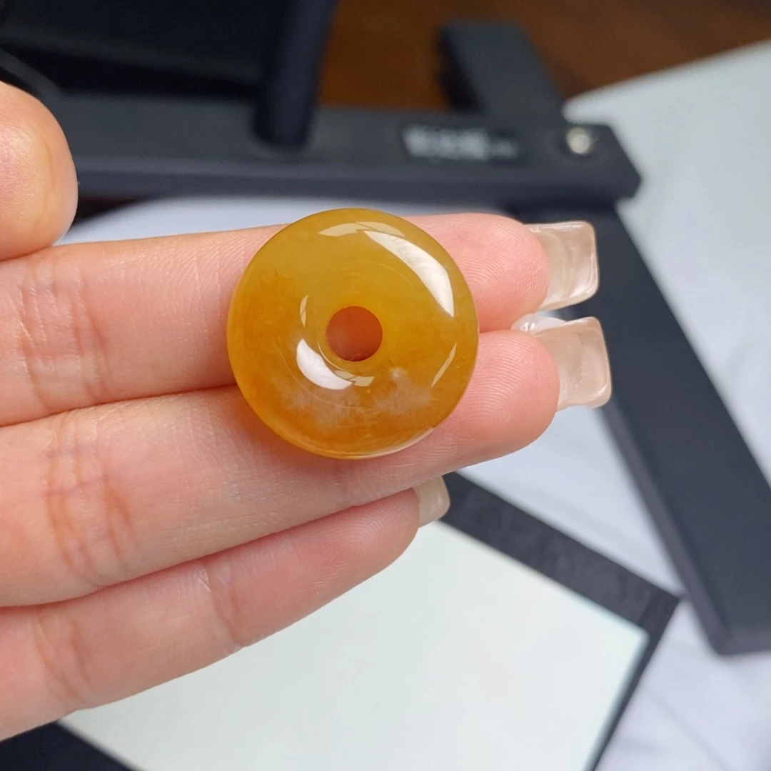 翡翠颈饰未镶嵌裸石甜甜圈