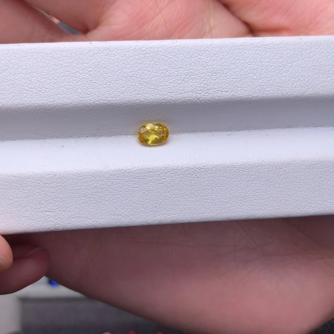 裸石蓝宝石4×6天然黄色蓝宝石