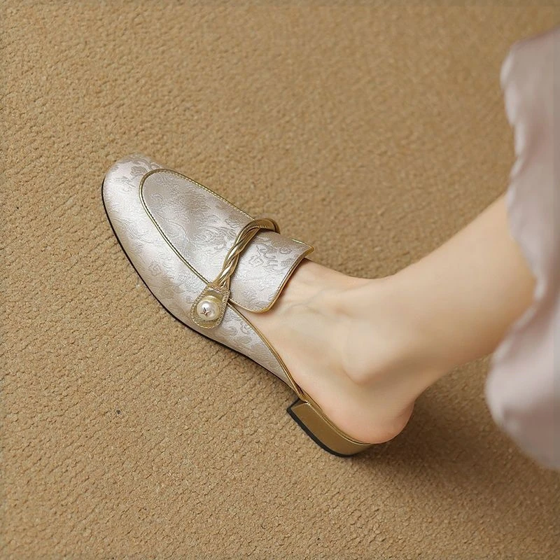 2025年春夏新款懒人一脚蹬穆勒鞋女粗跟复古中跟包头一字半拖鞋女