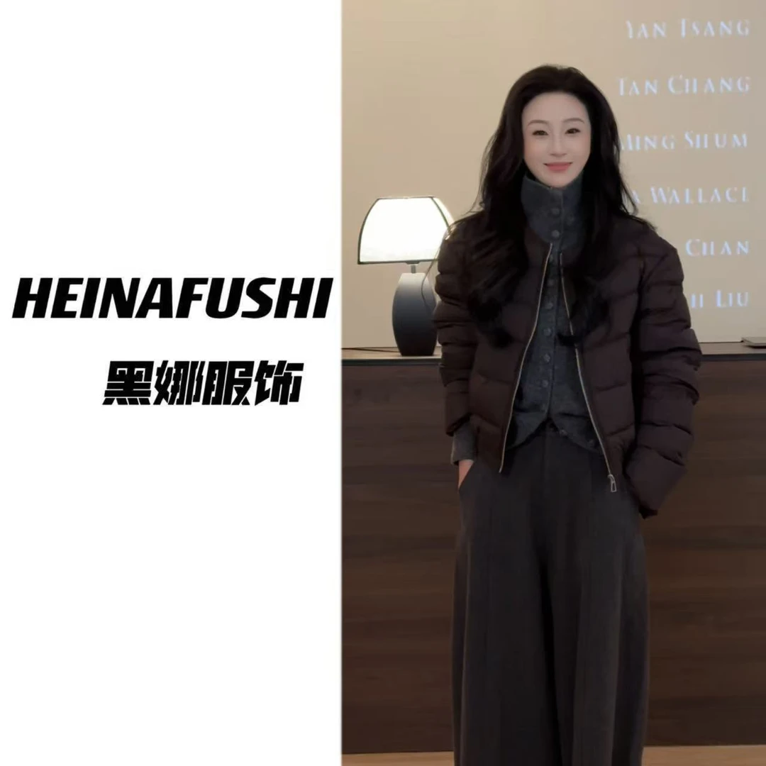 HEINA简约圆领短款90羽绒服8868