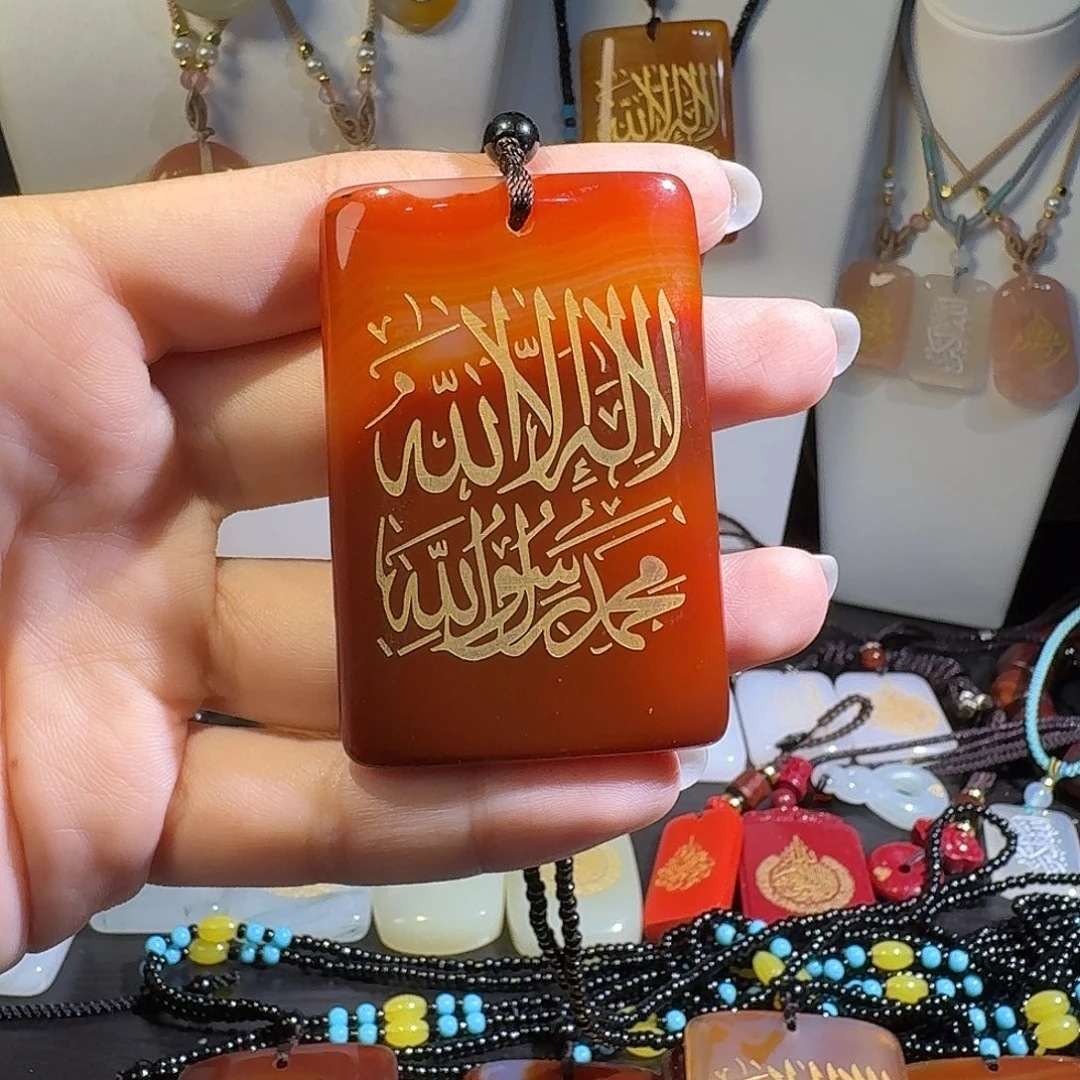 合金颈饰玛瑙/玉髓3.6