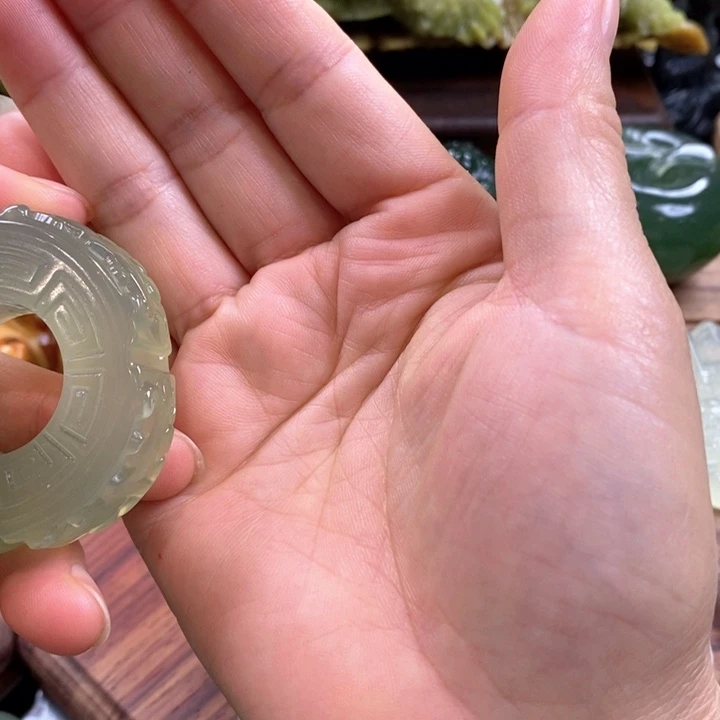 萌***z未镶嵌蛇纹石玉手把