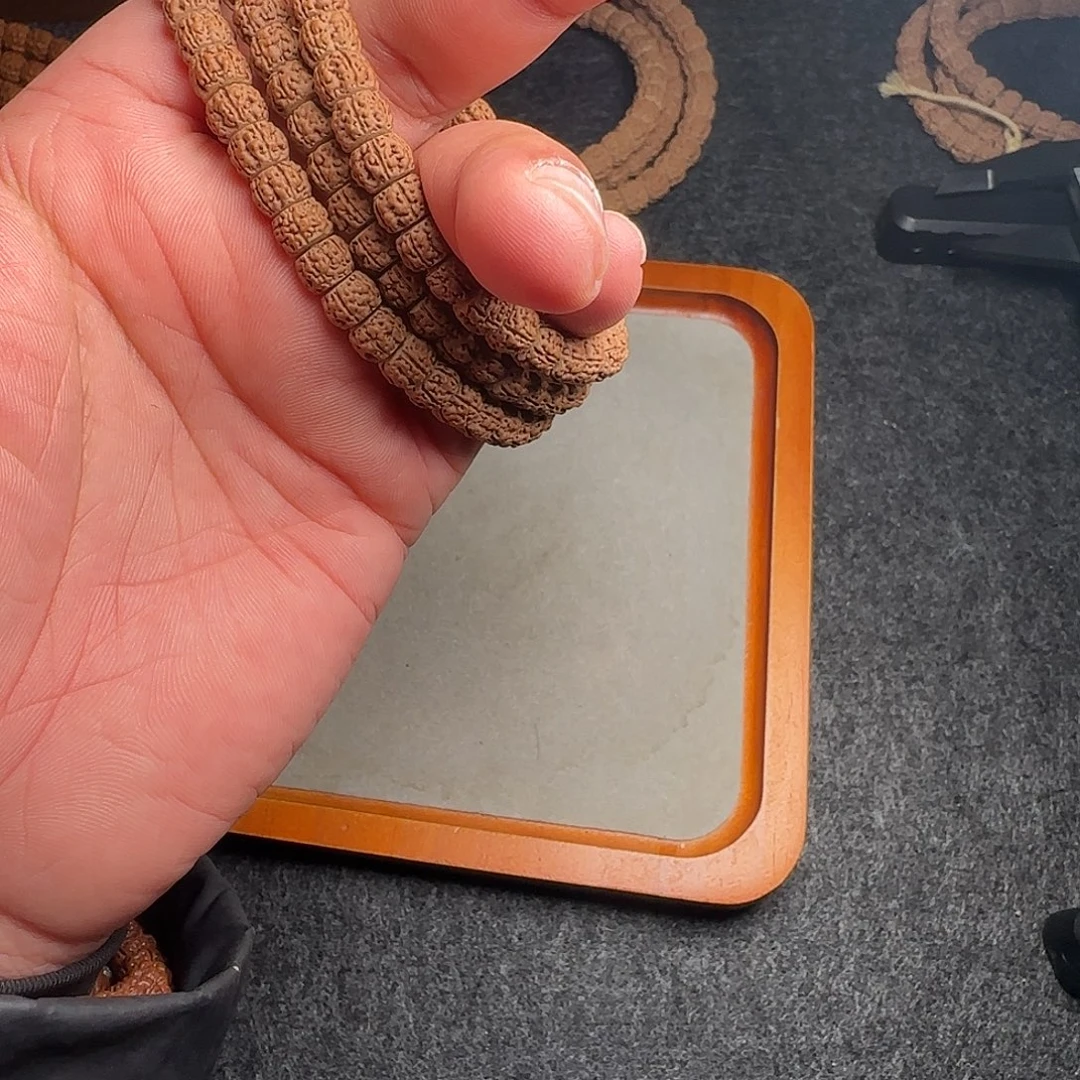 ****瓜金刚菩提吊坠盘龙