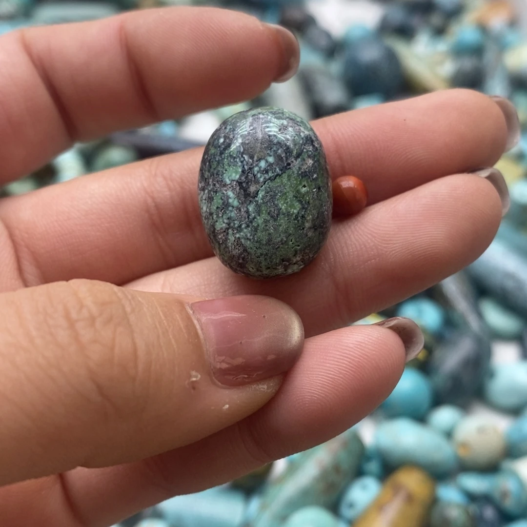 南红玛瑙未镶嵌珠宝奇石