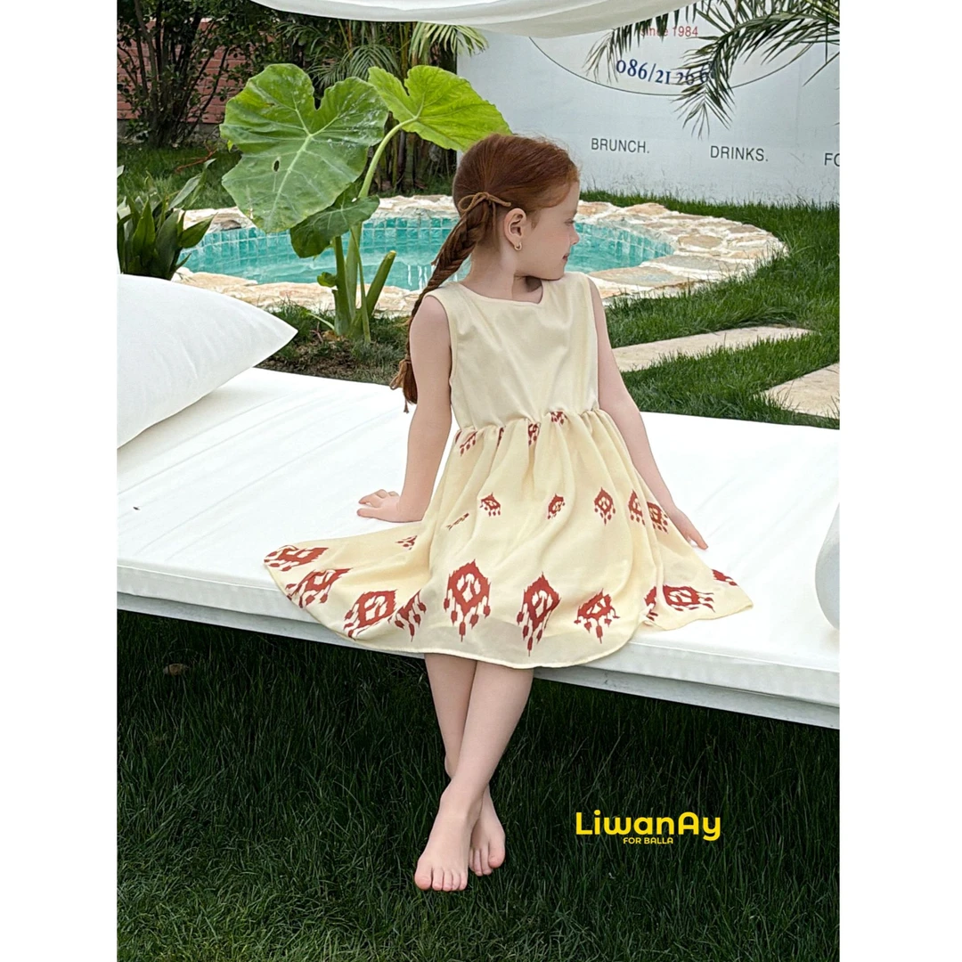 LIWANAY/黎婉娜艾特莱斯新款连衣裙女童无袖裙子时尚25050791
