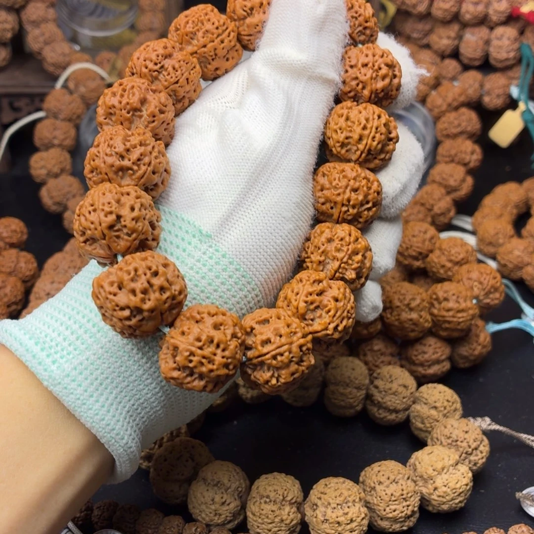 王***勇金刚菩提吊坠五星蜂窝21mm