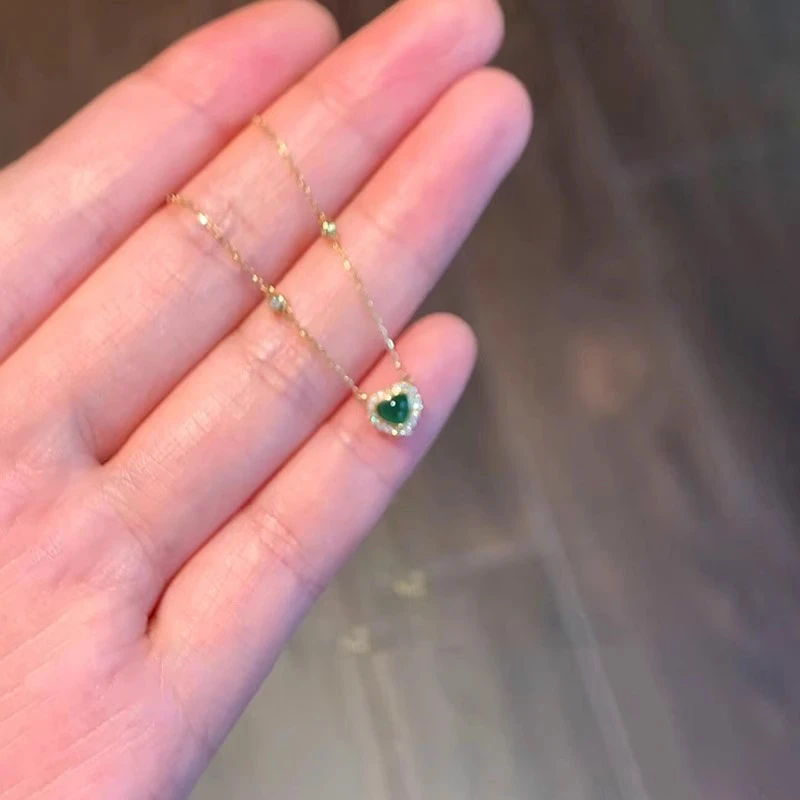 铜合金项链 闪钻绿色爱心项链轻奢小众气质锁骨链高级感精致颈链
