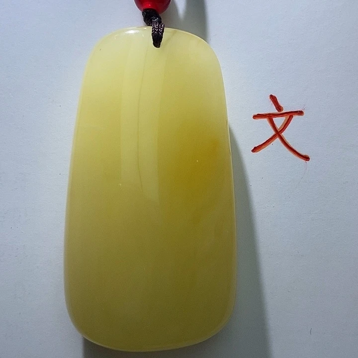 琥珀未镶嵌珠宝奇石12