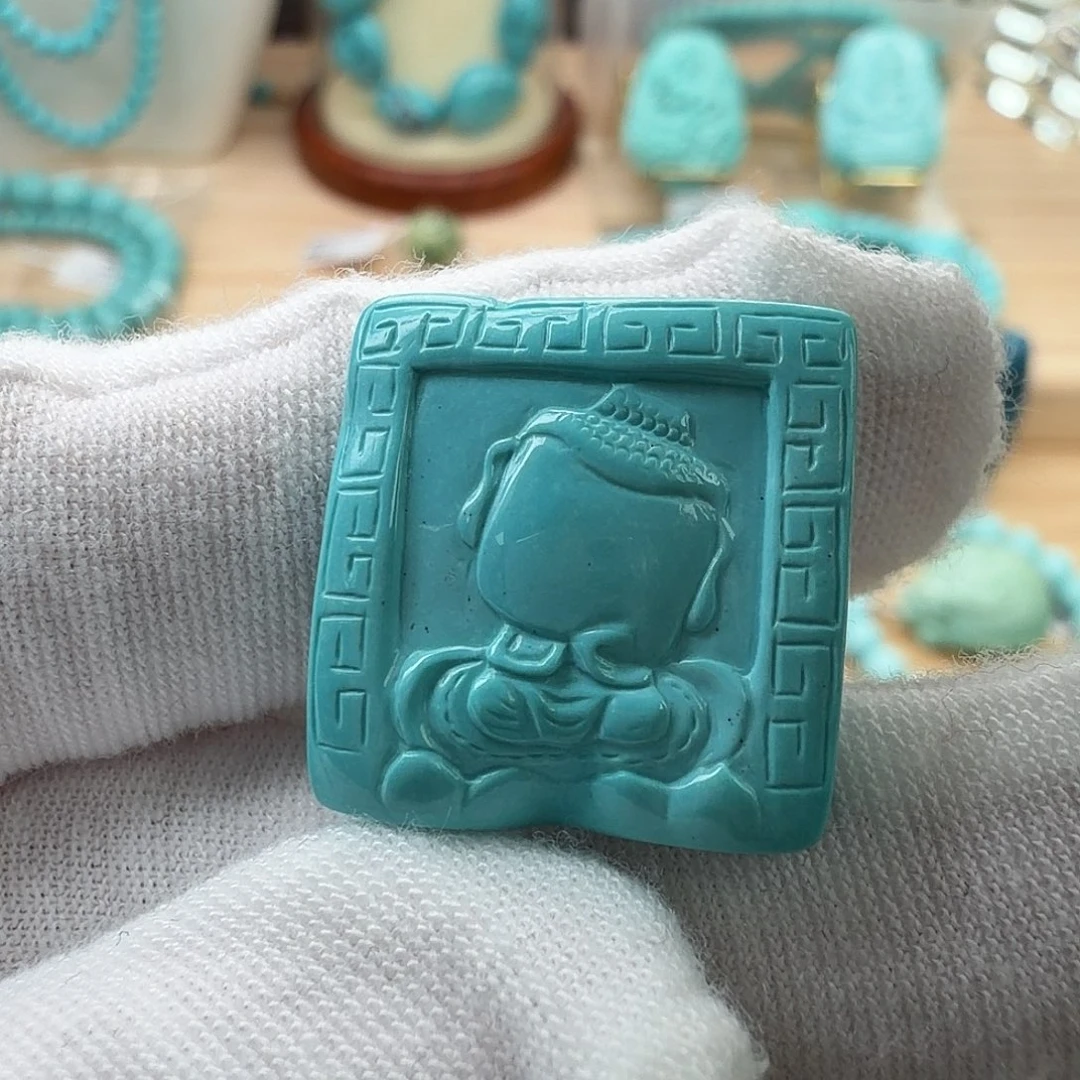 绿松石未镶嵌珠宝奇石