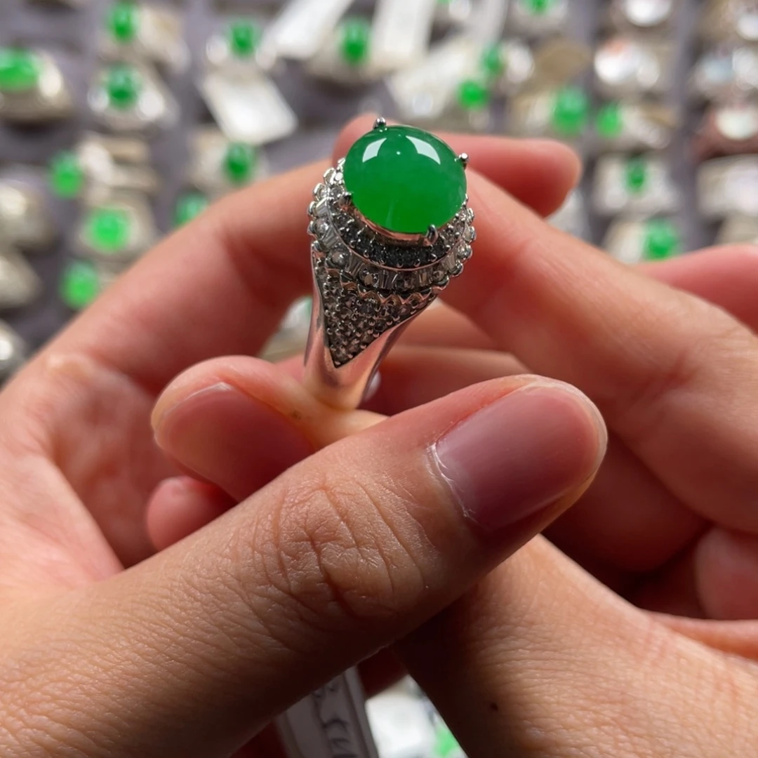 定制翡翠未镶嵌翡翠