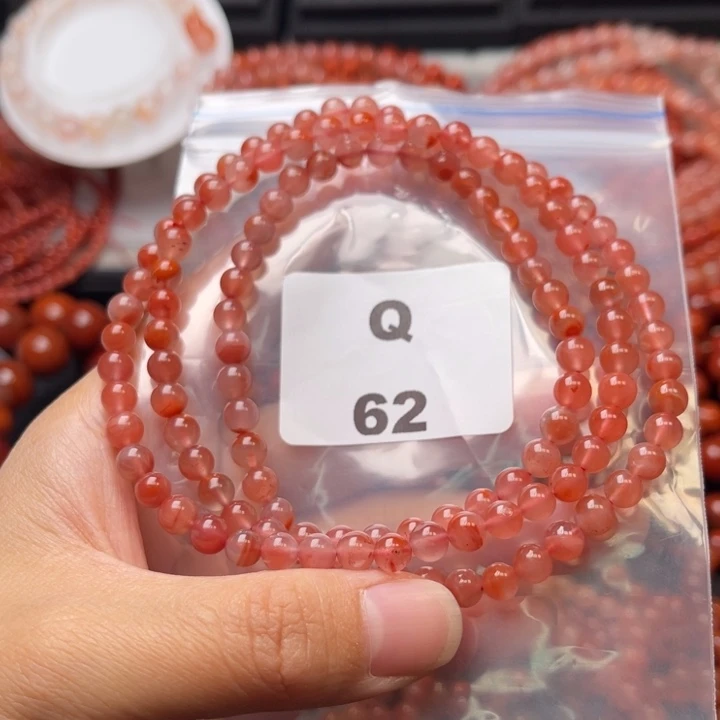 南红玛瑙未镶嵌多样性发货默认微瑕称重5mm