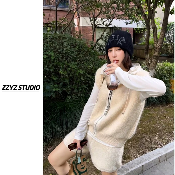 【ZZYZ 】“云雾白茶”高级感连帽拉链马夹外套➕休闲中裤套装
