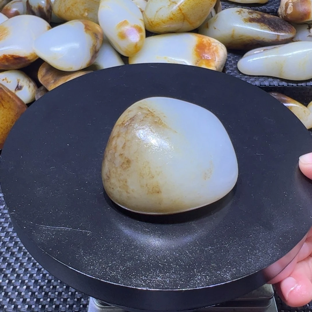 和田玉（子料）未镶嵌吊坠(不含链)83克