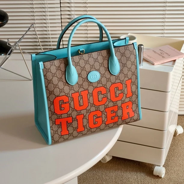 95新 GUCCI/古驰 经典老花蓝边虎年限定大号托特
