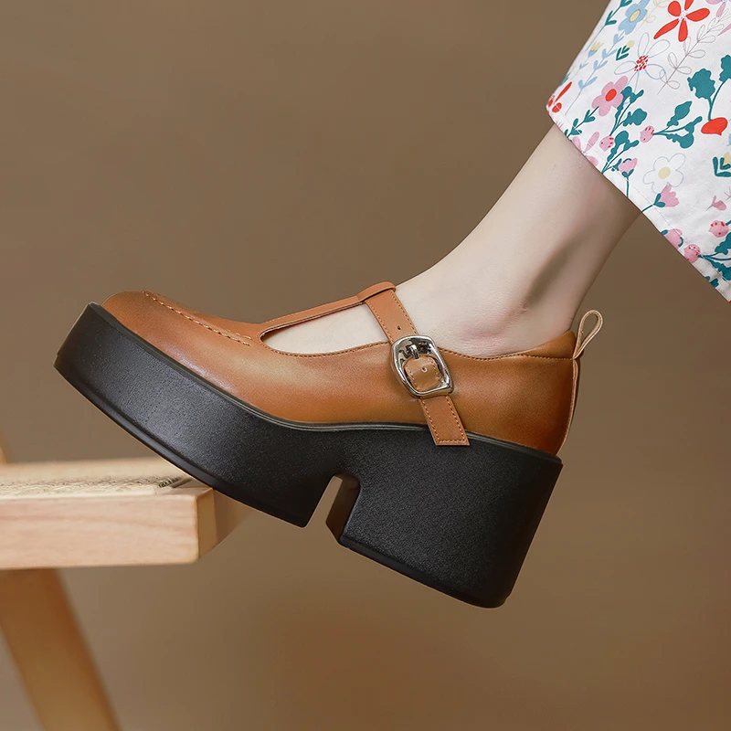 王端端|8CM学院风时尚简约真皮单鞋春季新款厚底粗跟丁字带女鞋