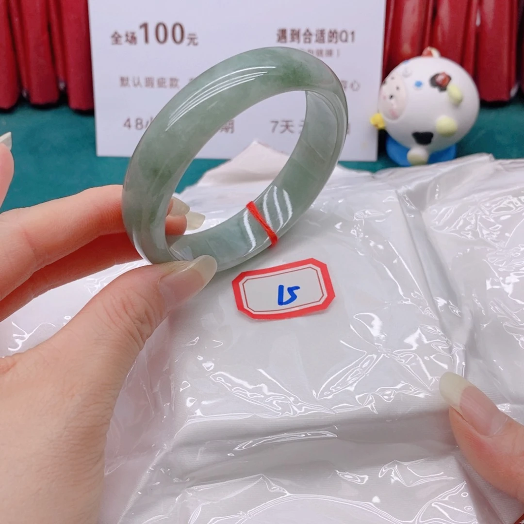 翡翠手镯未镶嵌?****七155555/56