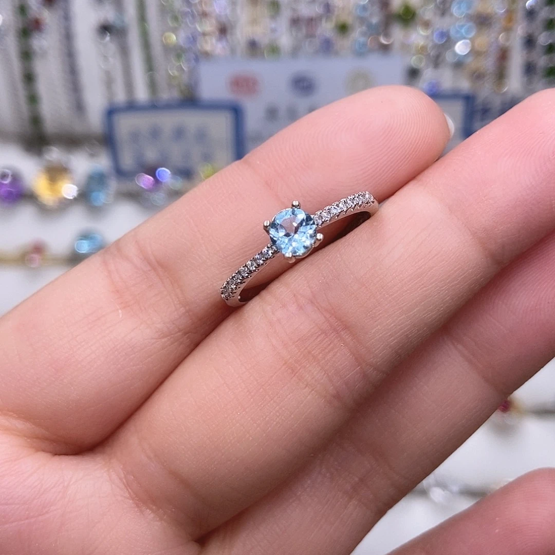 银S925镶嵌托帕石戒指