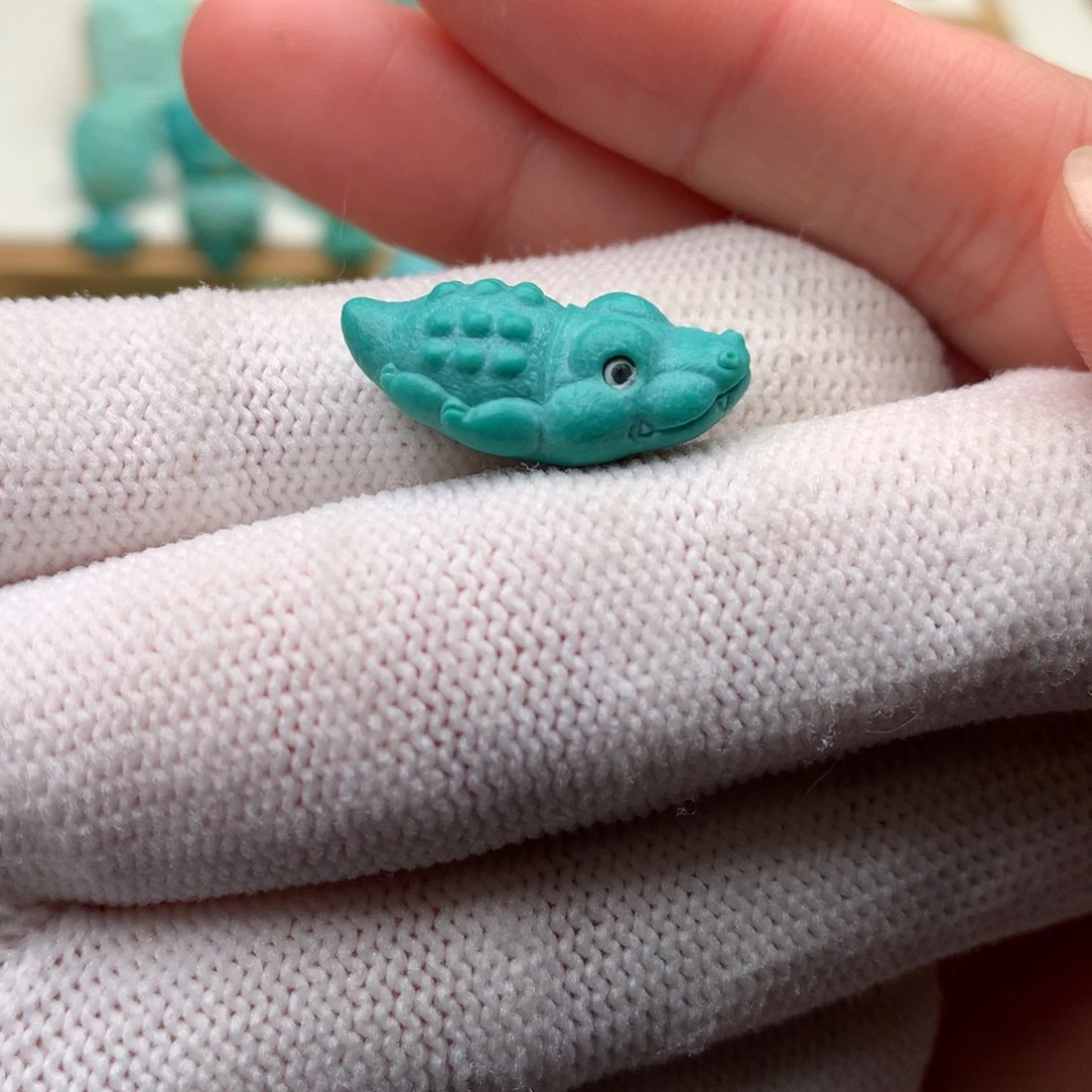 绿松石未镶嵌配饰