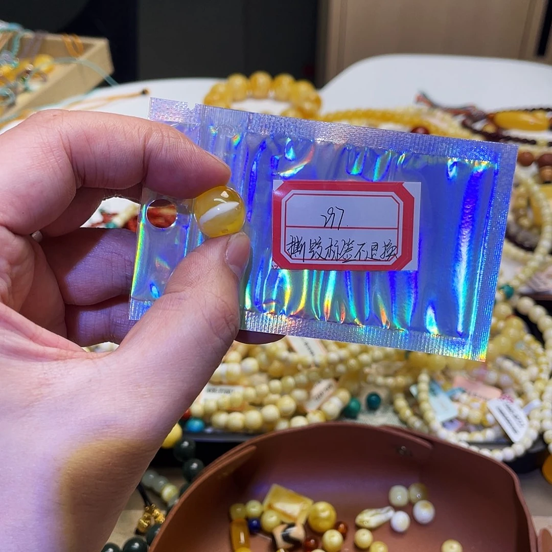 蜜蜡未镶嵌手串13.5mm