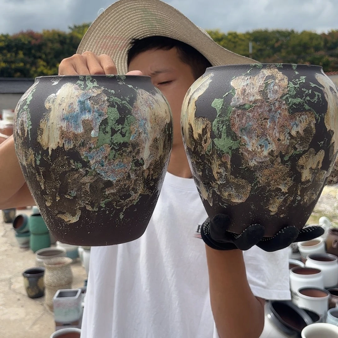 工艺油画坛子两个口径14高度20