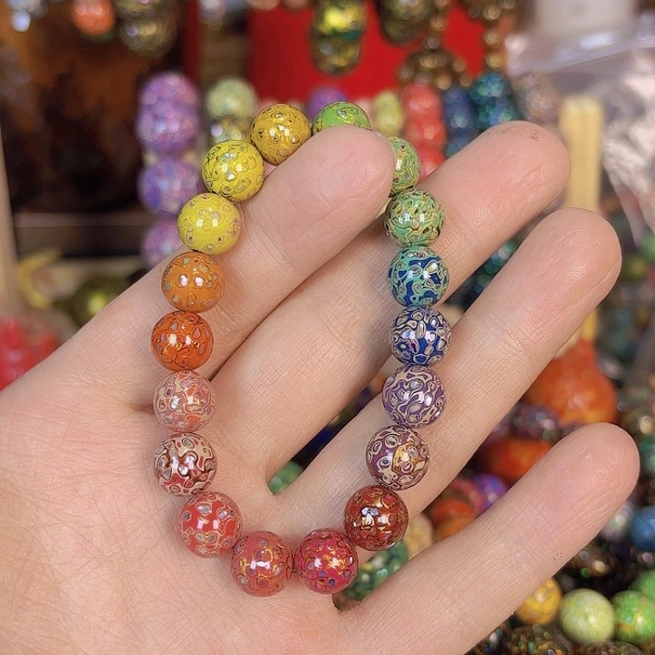 ?****先有的就有一件衣服