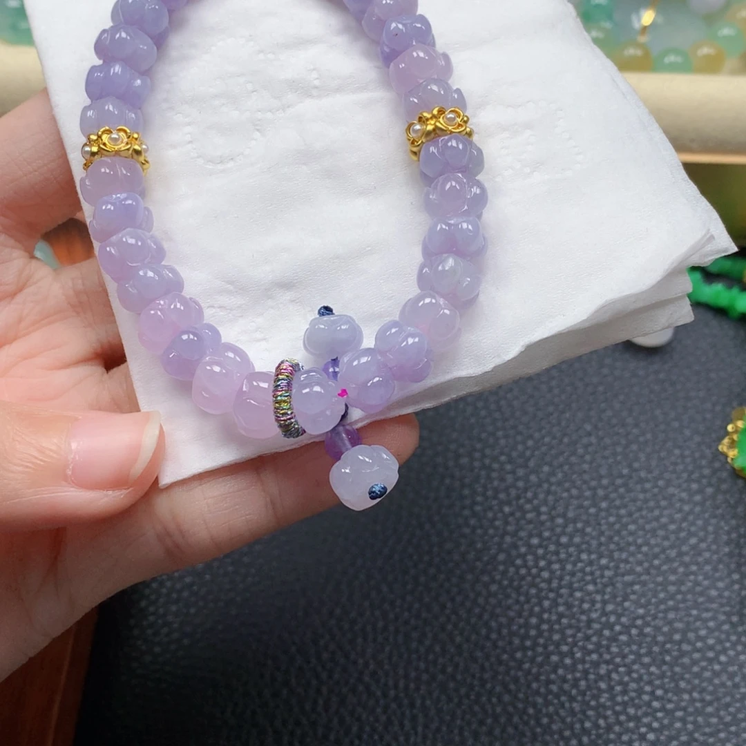 桔***茶翡翠未镶嵌颈饰是