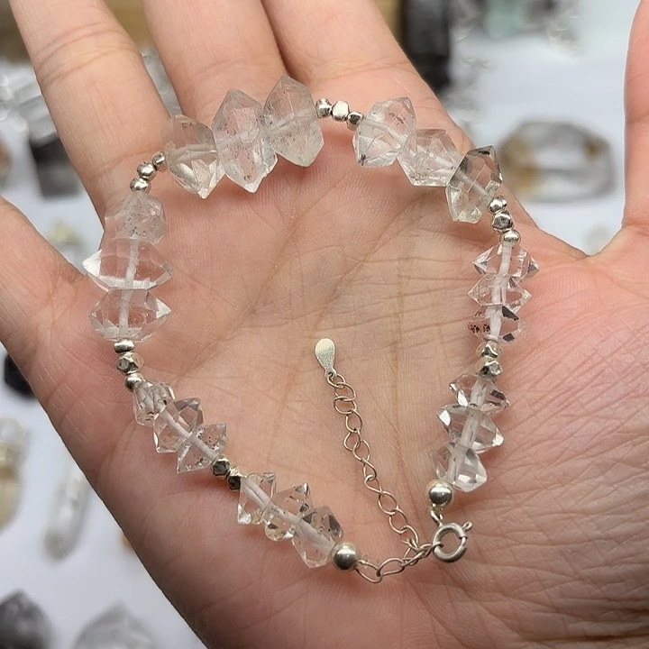 水晶手串银S925镶嵌闪灵钻手串