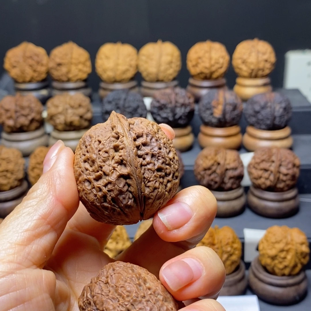 文玩核桃吊坠罗汉头40