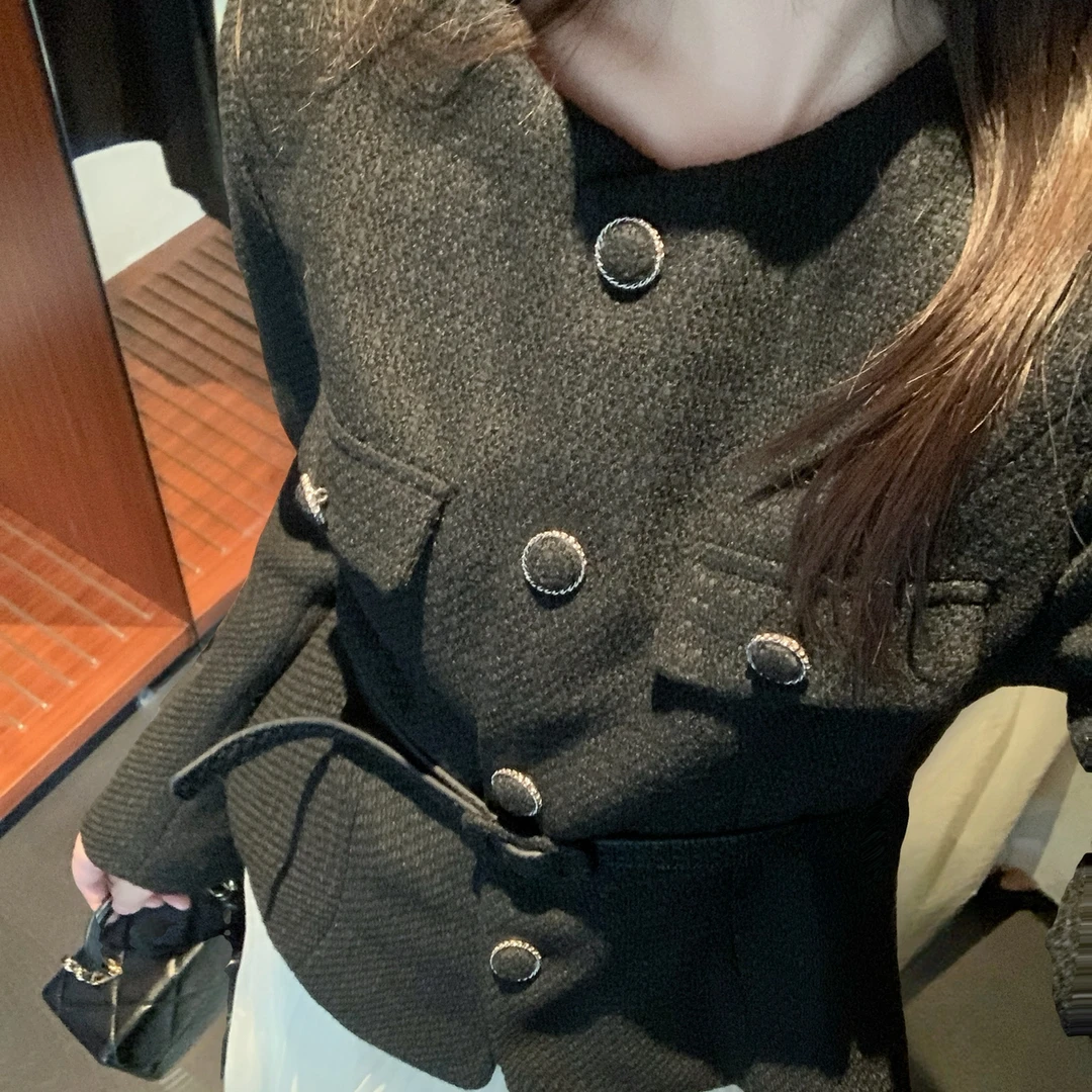 poisooo百搭好穿贵气感外套短外套(配腰带)(经典不过时～)PS8152