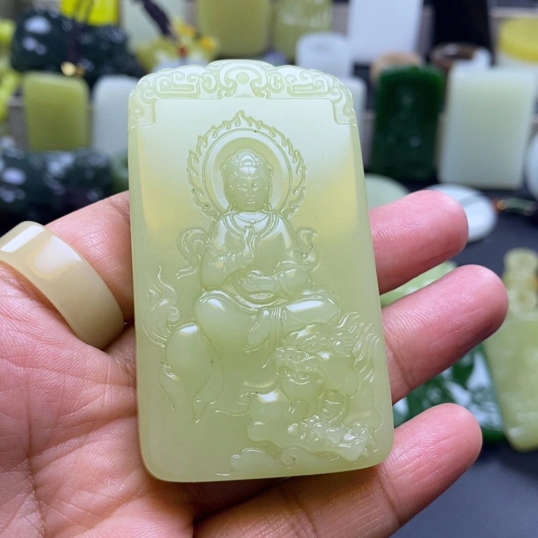 和田玉未镶嵌颈饰