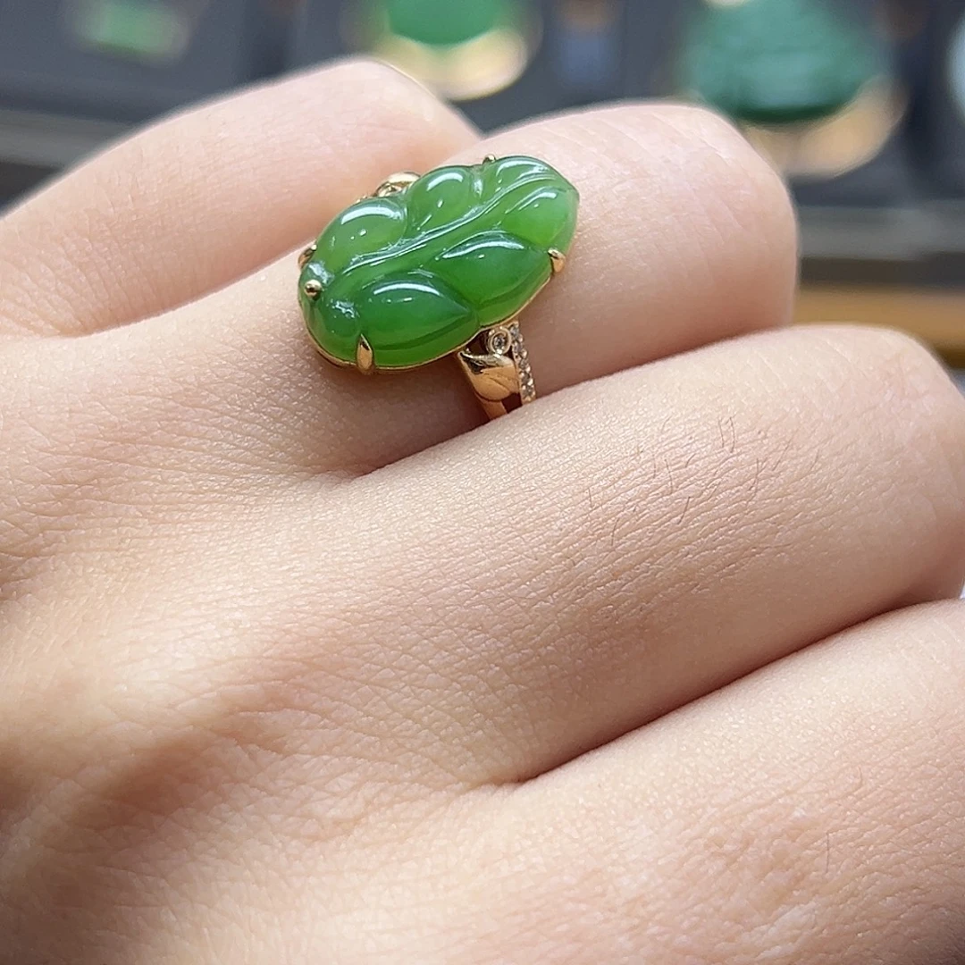 和田玉18K金镶嵌戒指