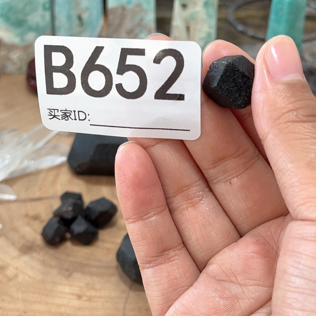 未镶嵌珠宝半成品水晶❡****多样性发其一微瑕