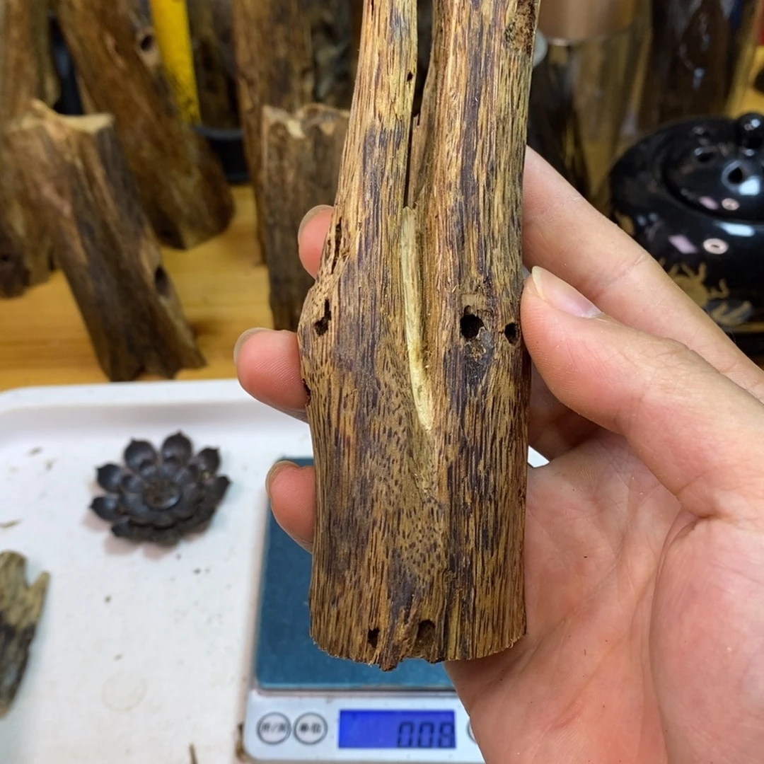 沉香高油香薰乌身48克