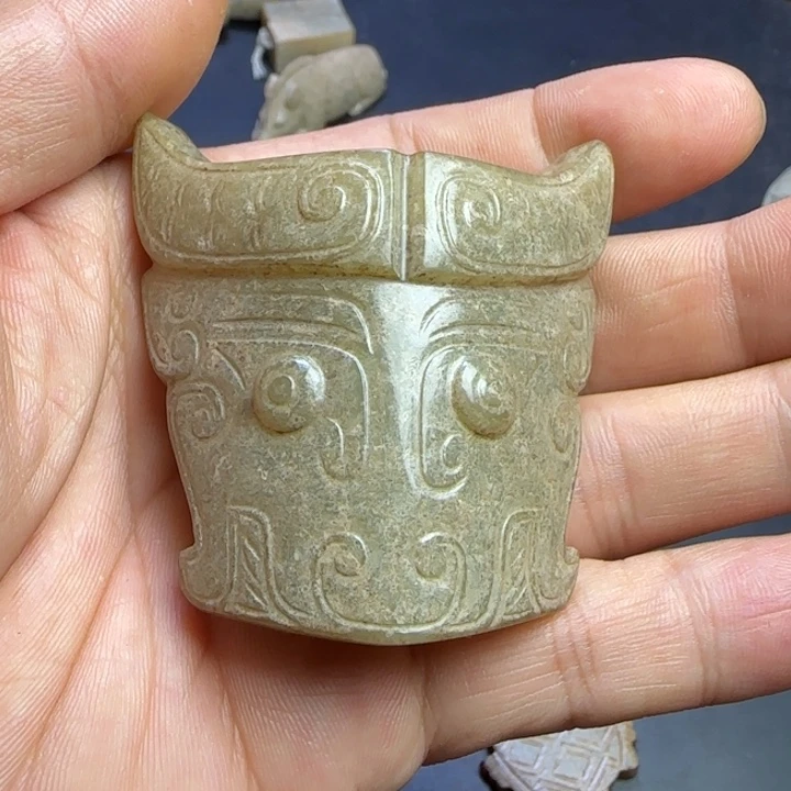 和田玉挂件未镶嵌愚*