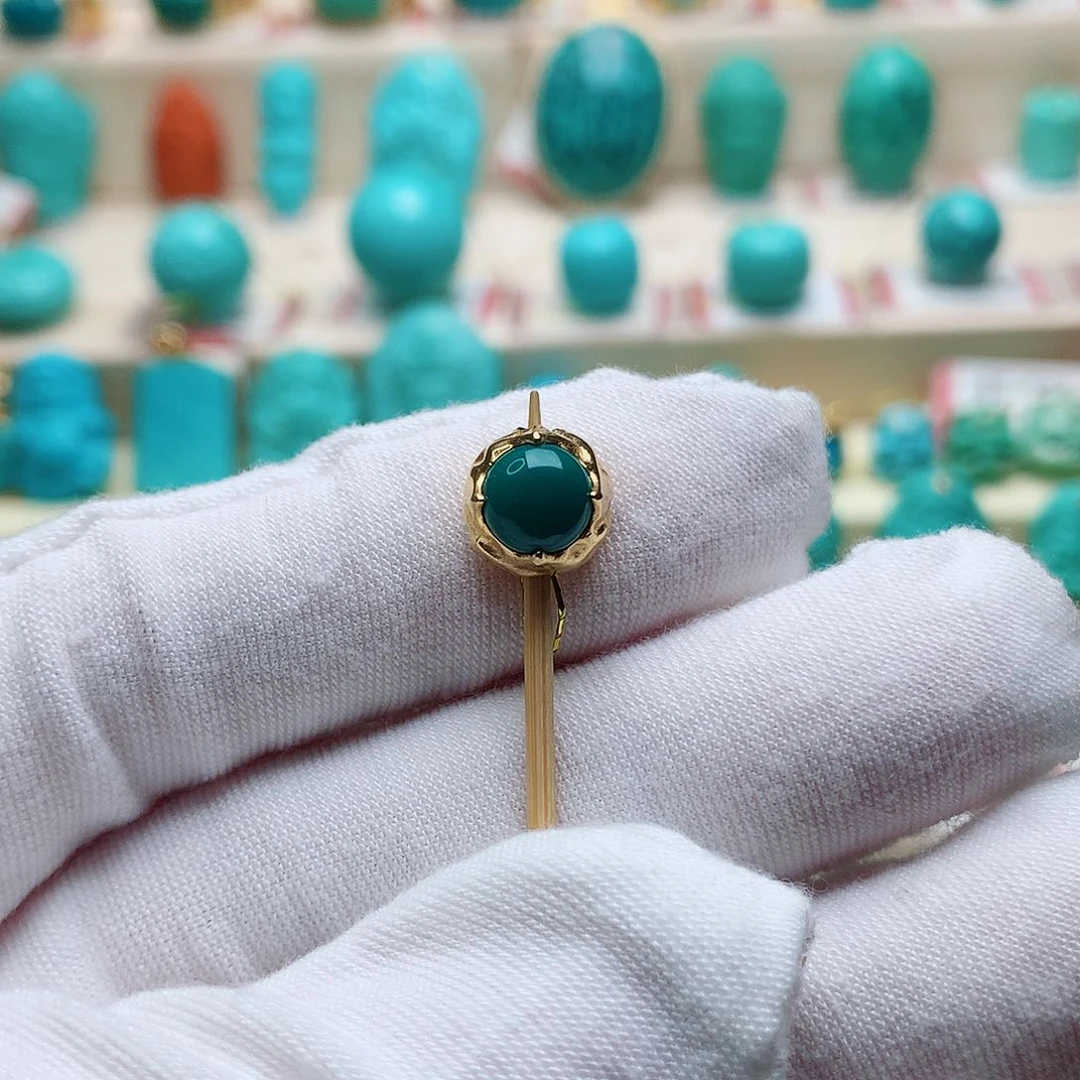 绿松石配饰未镶嵌