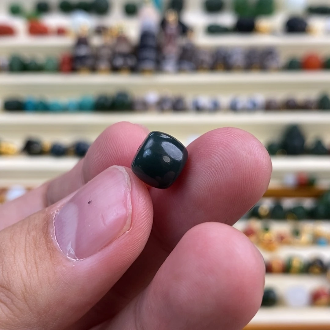 和田玉颈饰未镶嵌墨*汐