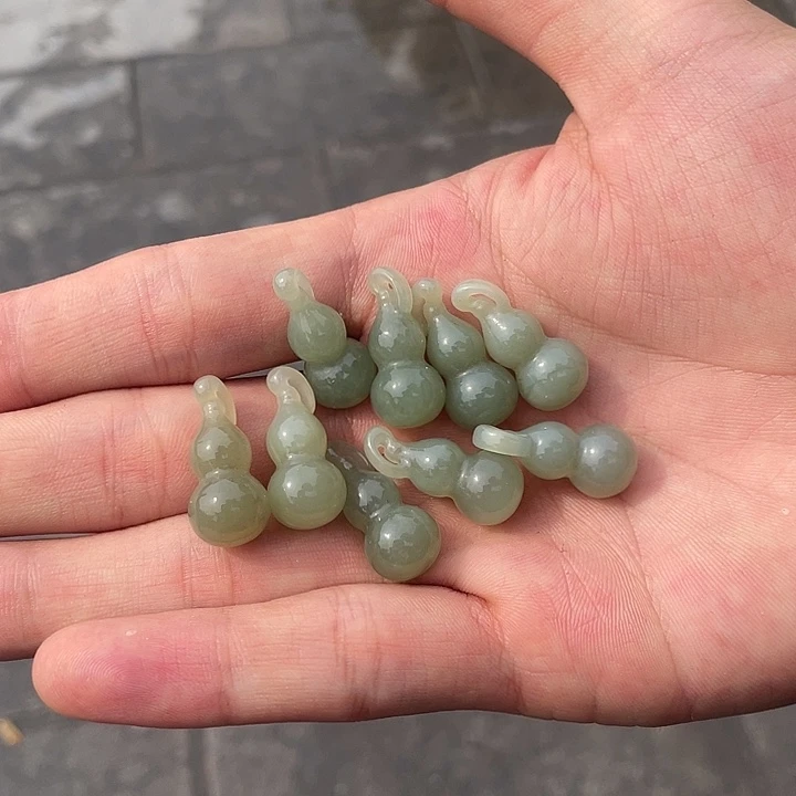 和田玉手镯未镶嵌和田玉小葫芦吊坠拍一发一多样性发货