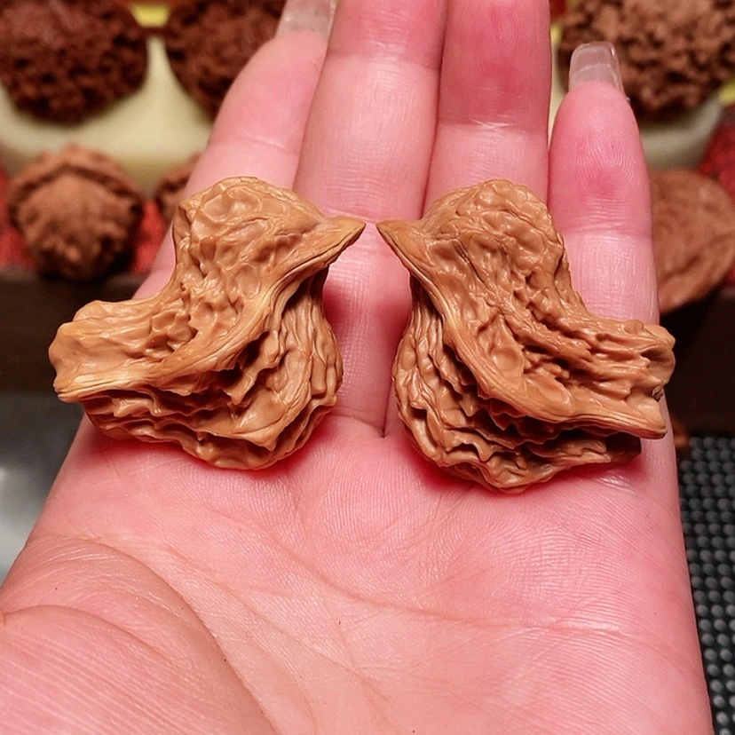 【闪购商品】文玩核桃吊坠云**花小鸟