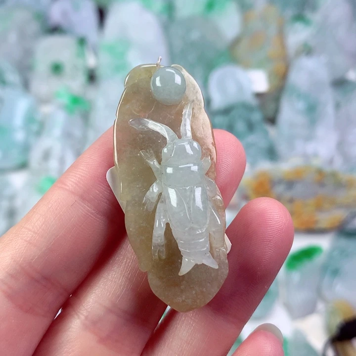 翡翠未镶嵌吊坠(不含链)
