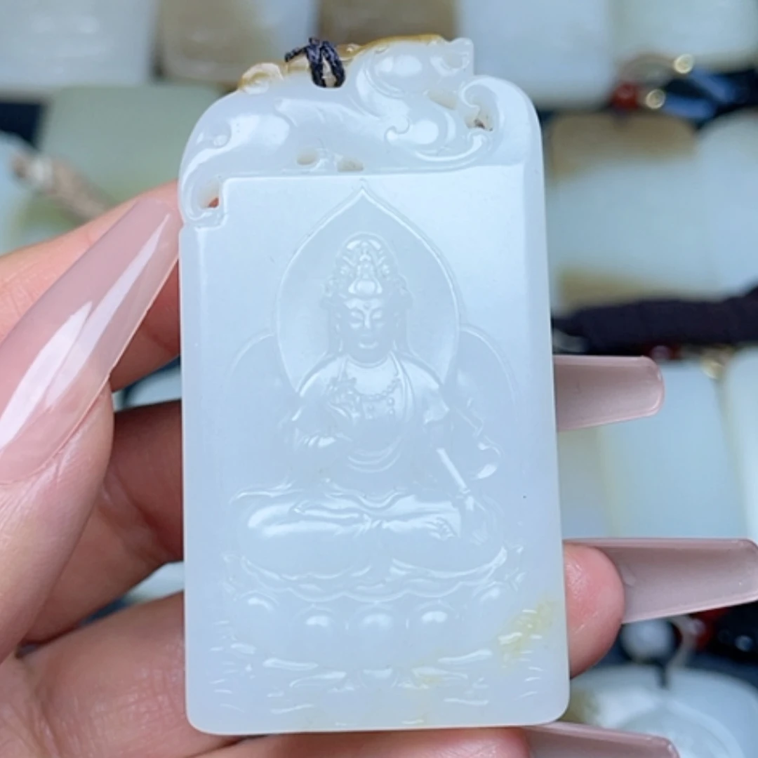 【闪购商品】颈饰未镶嵌和田玉