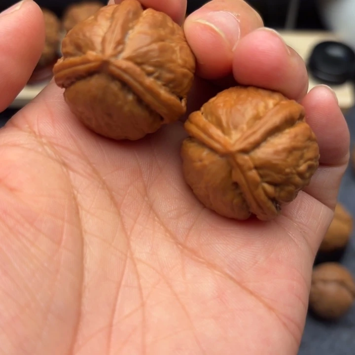 文玩核桃把件海****很换三棱补差价