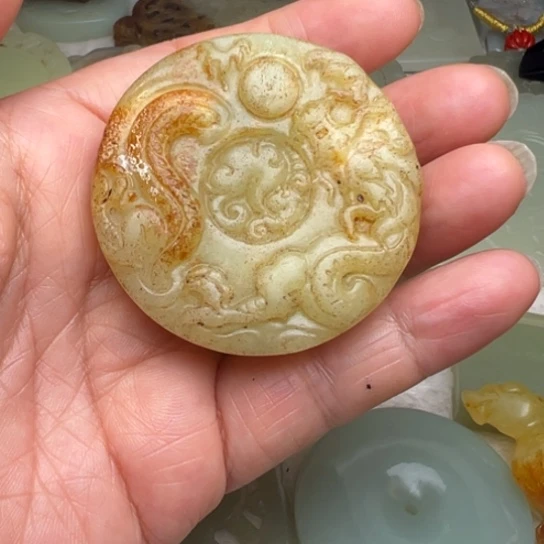 软玉未镶嵌把件幸**生