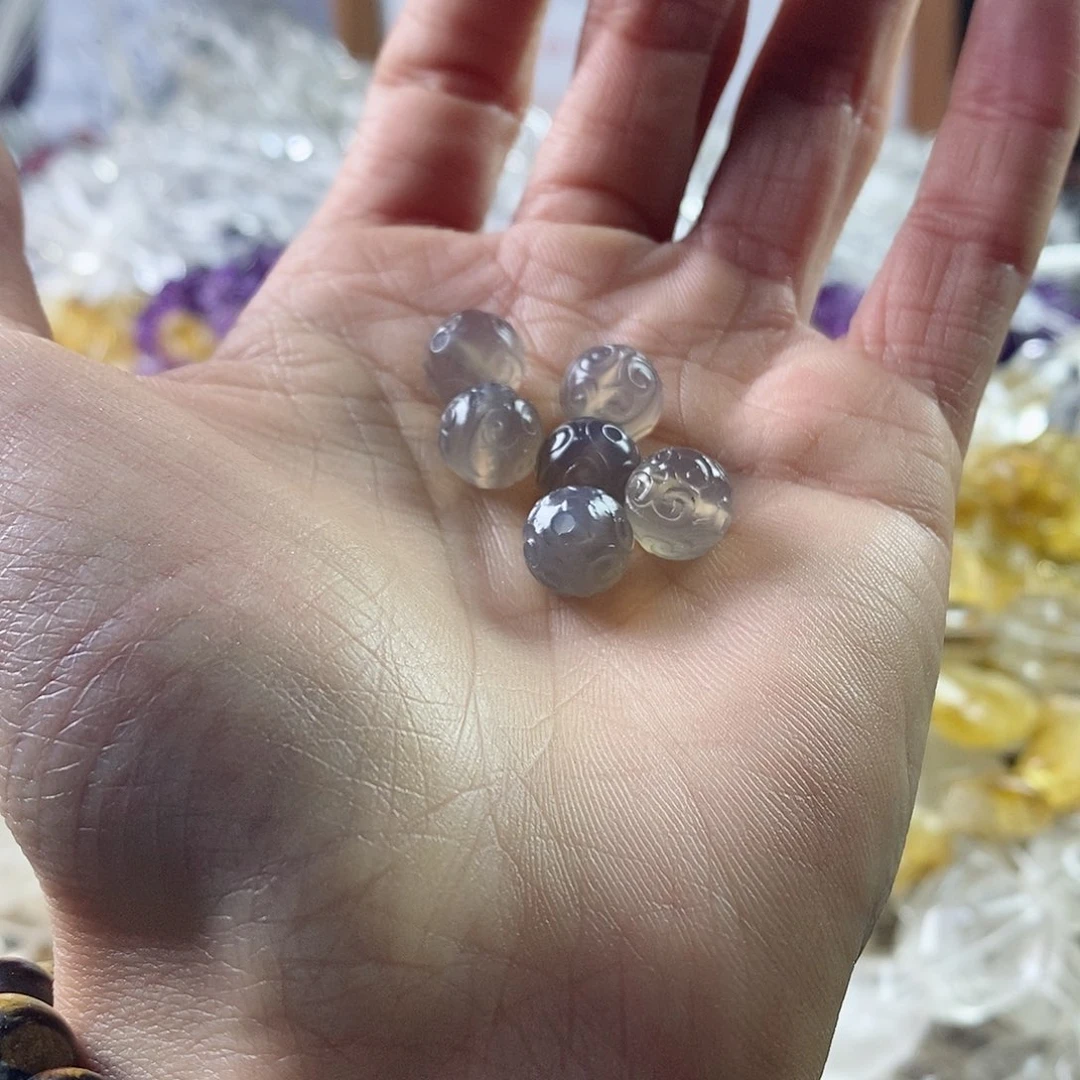 玛瑙/玉髓珠宝半成品未镶嵌五个10mm冰种灰玛瑙回纹