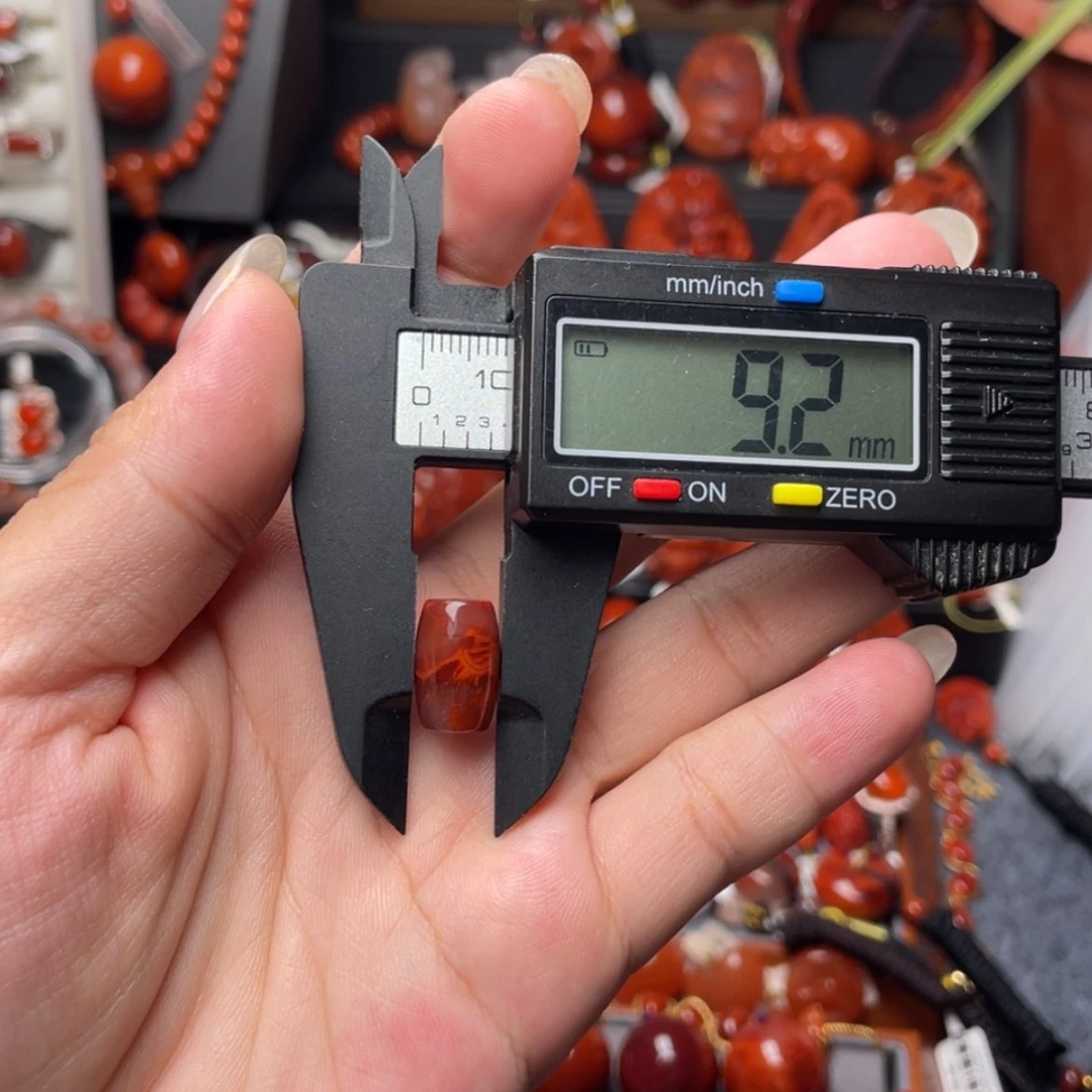 【闪购商品】南红玛瑙桶珠9.2未镶嵌