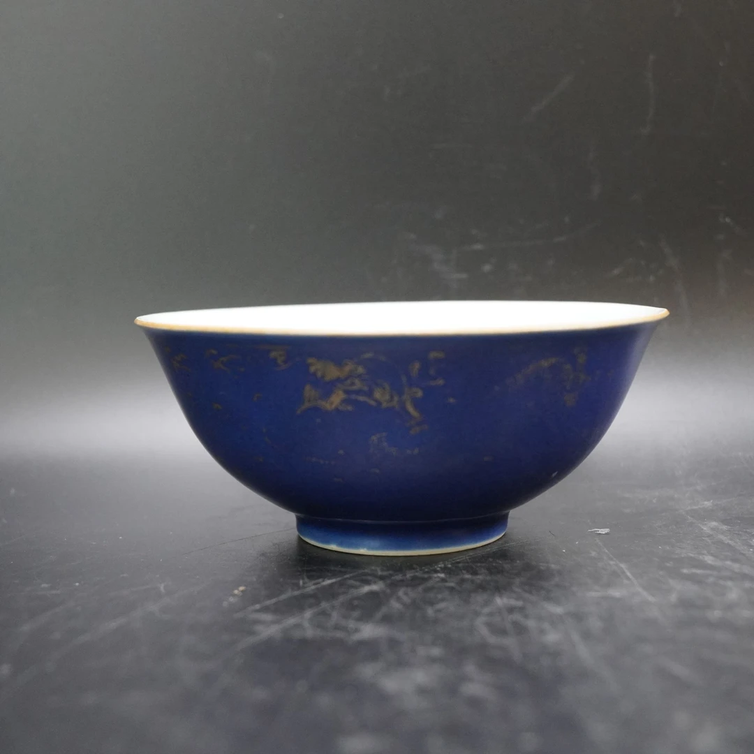 Lot.25081990清乾隆霁蓝釉描金龙纹碗 高：约7.3cm直径：约17.4cm