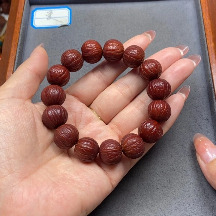 猴头核桃吊坠菩提