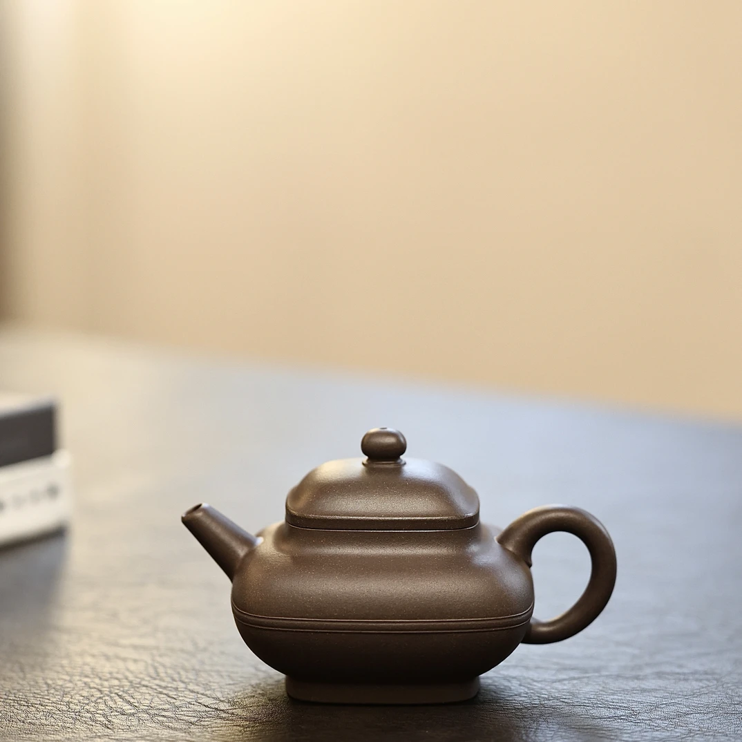 王振飞最新作品紫泥薄胎玉宸壶160cc全手工紫砂壶